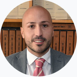 Dott. VITTORIA